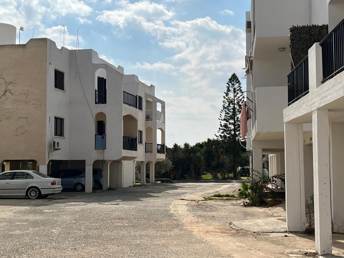 Taniandres Apartments Paralimni Ngoại thất bức ảnh