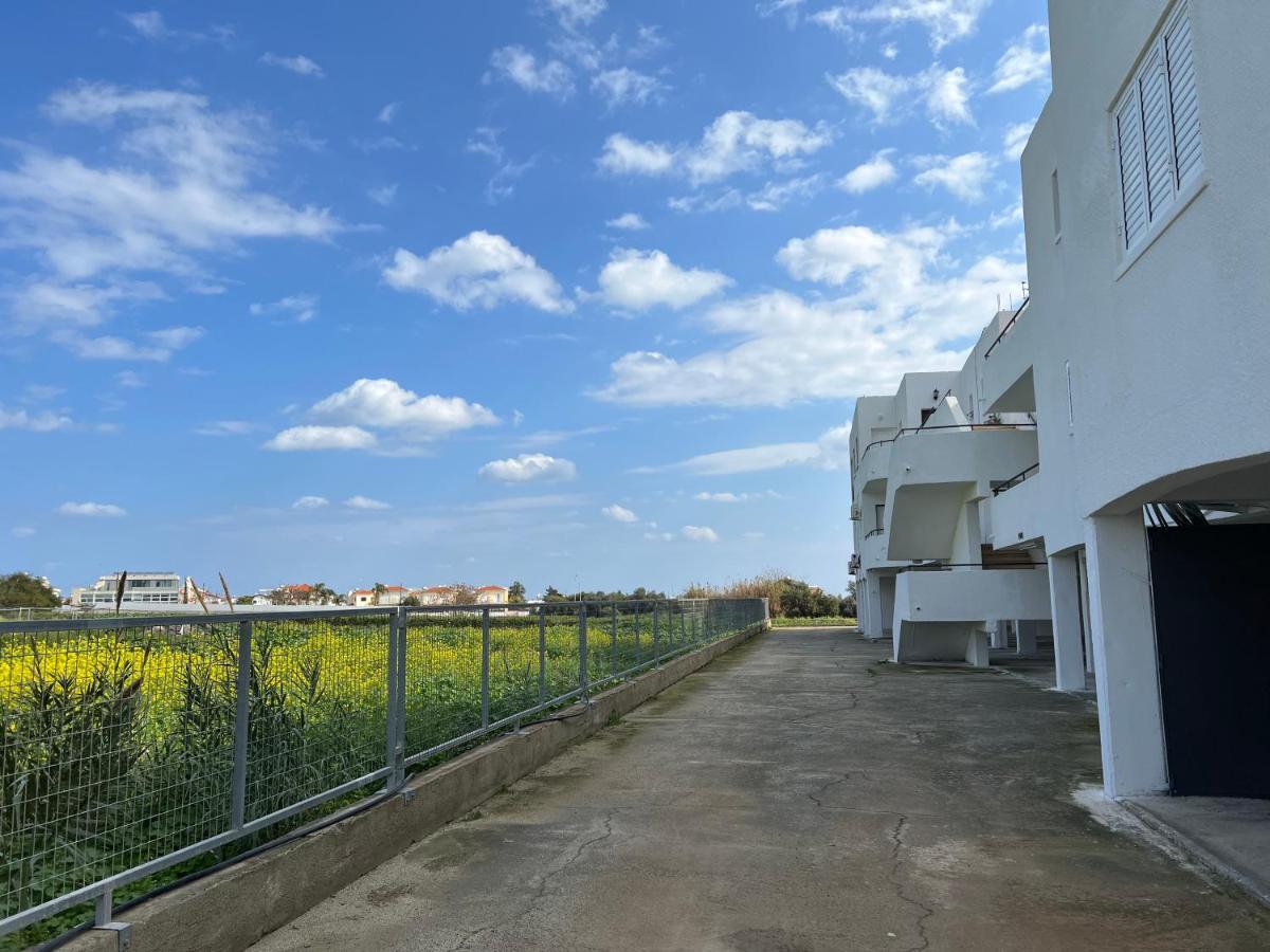 Taniandres Apartments Paralimni Ngoại thất bức ảnh